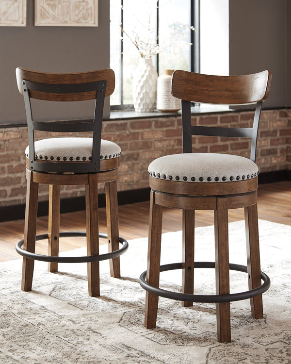 Valebeck Counter Height Bar Stool image