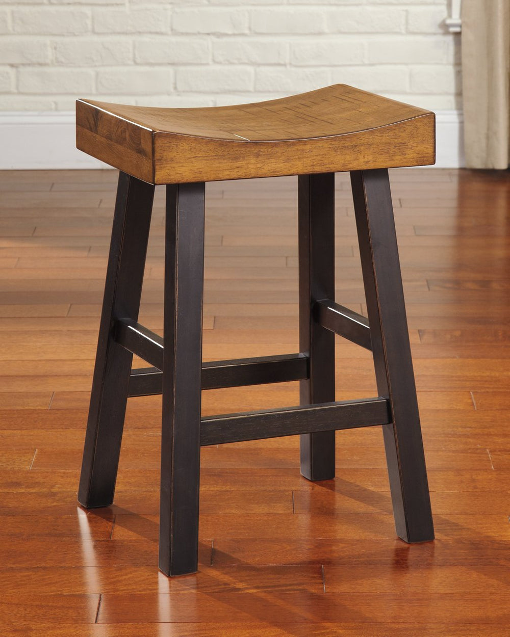 Glosco Counter Height Bar Stool image